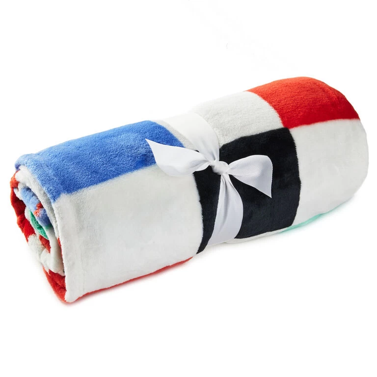 Hallmark PeanutsĀ® Gang Checkered Throw Blanket, 50x60
