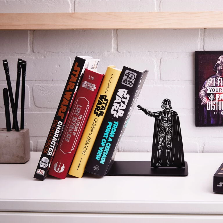 Hallmark Star Wars™ Darth Vader™ Metal Bookend - Image 2